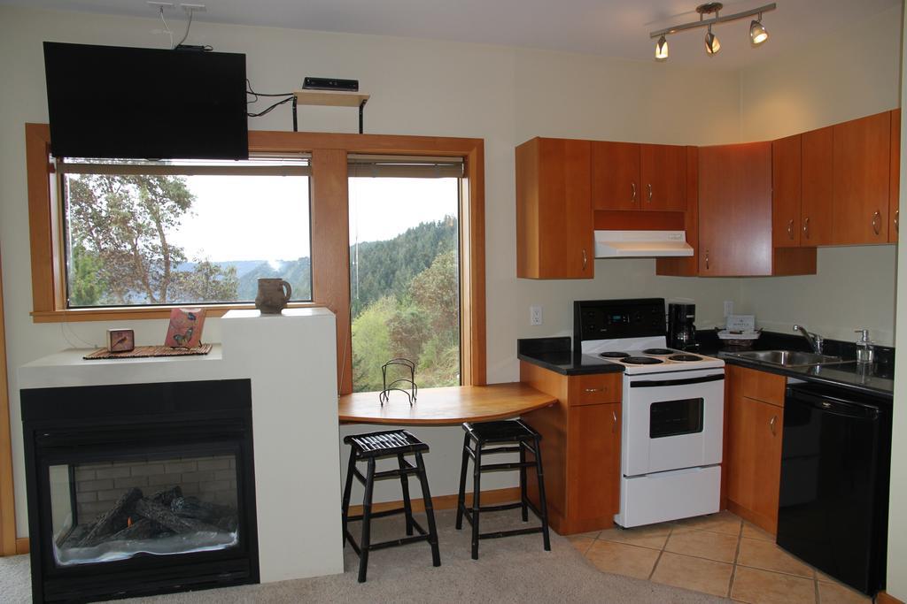 Moon Water Lodge Malahat Rum bild